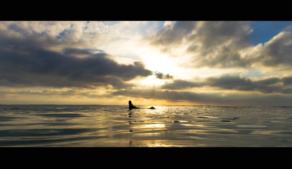 Why we surf.  Photo: <a href=\"http://www.jungphoto.com/\" target=_blank>Justin Jung</a>.