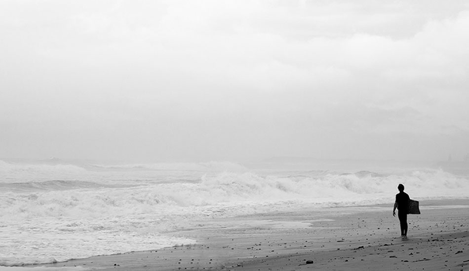 Unknown bodyboarder waiting for his mates and finding the perfect rideout. Photo: <a href=\"http://www.twhyphotography.com\">Tyhe Reading</a>