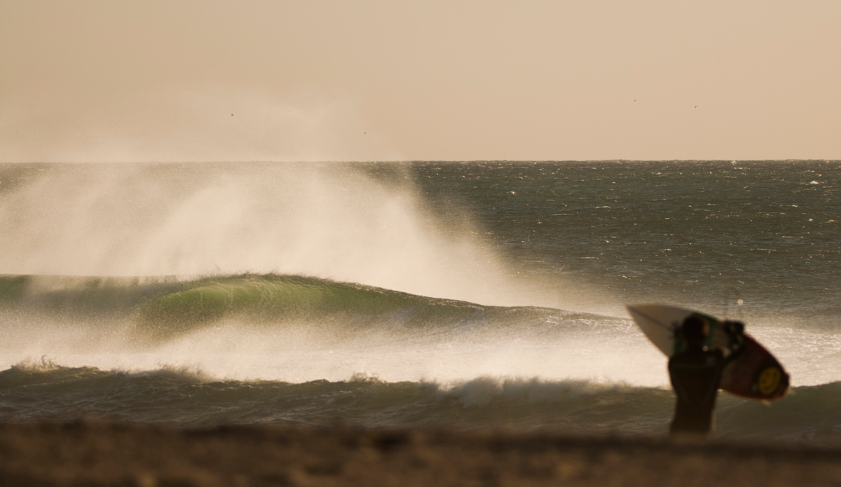 Not the easiest paddle in. Photo: <a href=\"http://www.rickyjlesser.com/\"> Ricky Lesser</a>