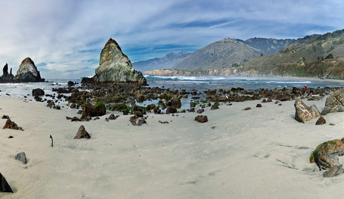 Big Sur Sand Dollar Beach about a 200 degree panoramic. Photo: <a href=\"www.californiametalphoto.com\">Robert Eovaldi</a>