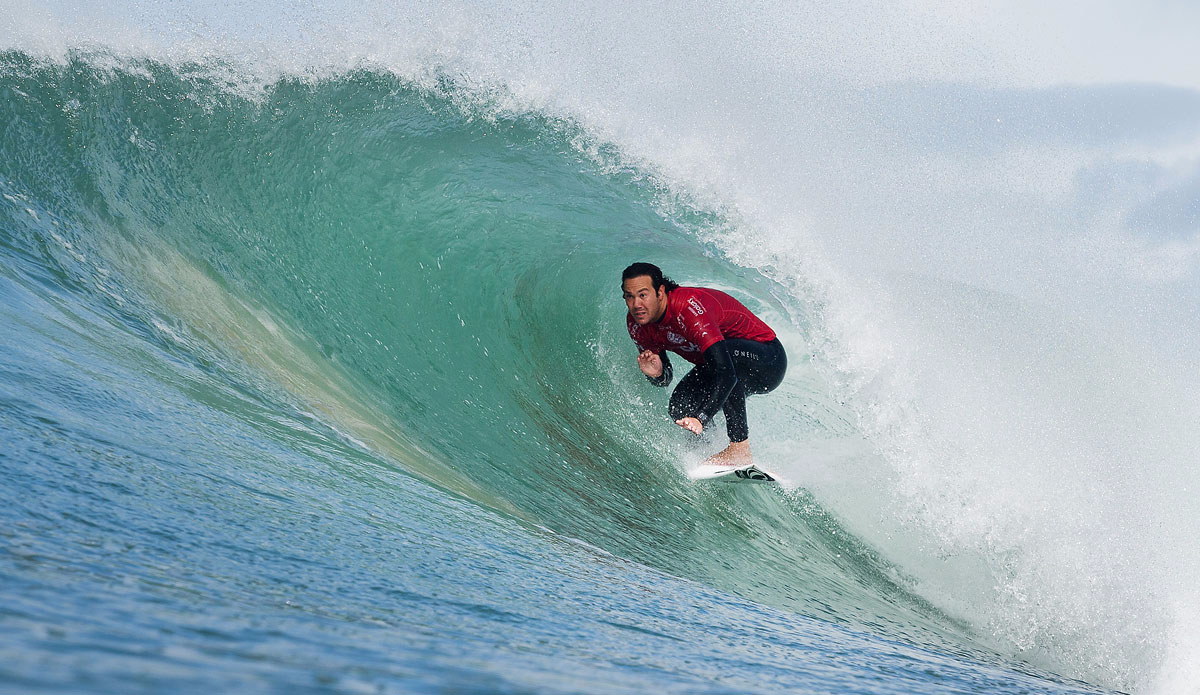 Jordy Smith of South Africa (pictured) finished equal 25th after placing second in his Round 2 heat at the JBay Open on Monday July 13, 2015.  
Photo: <a href=\"http://www.worldsurfleague.com/\">WSL</a>/<a href=\"https://instagram.com/kc80\">Cestari</a>