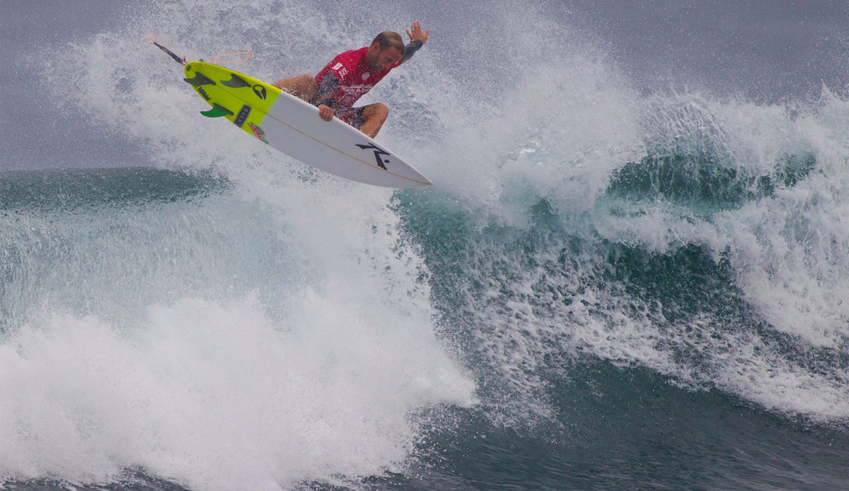 Josh Kerr of Hawaii (pictured) winning his Round 3 heat at the Hawaiian Pro. Photo: Masurel/<a href=\"http://www.worldsurfleague.com/\">WSL</a>