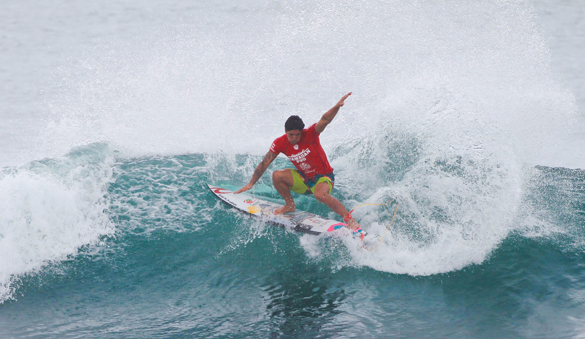 Gabriel Medina of Brasil (pictured) placing second in his Round 3 heat at the Hawaiian Pro. Photo: Masurel/<a href=\"http://www.worldsurfleague.com/\">WSL</a>