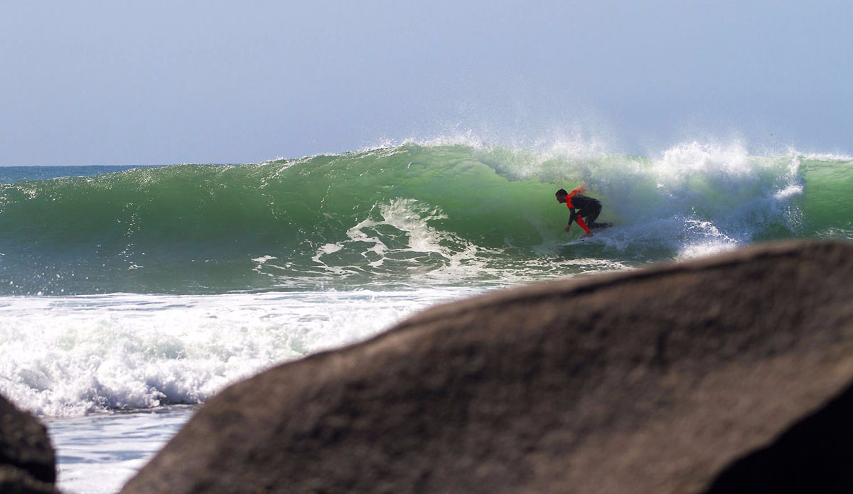 Greg between a rock and a falling lip. Photo: <a href=\"https://www.facebook.com/pages/Pho-Tye-Studio/\">Tyerell Jordaan</a>