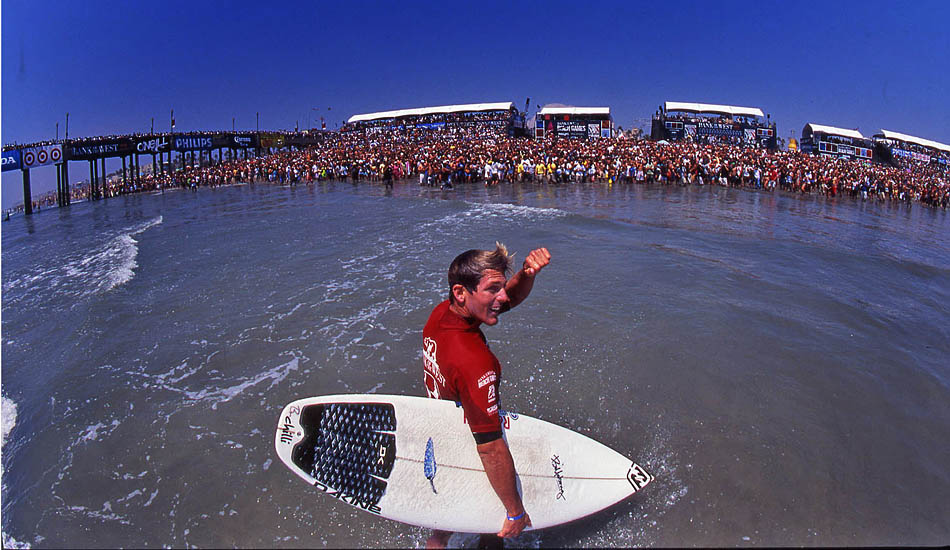 This is Andy Irons after winning the 2005 US OPEN. R.I.P., Andy. Photo: <a href=\"http://sardelis.com/\" target=\"_blank\">Sardelis.com</a>/<a href=\"http://hbsurfshot.blogspot.com/\" target=\"_blank\">HBSurfShot.Blogspot.com</a>