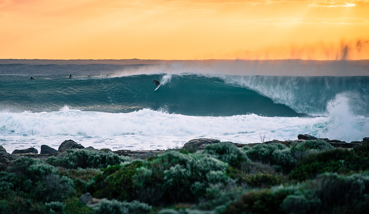 @jackrobinson_official taking on one of the heavier waves of the day at home. He pulled into a huge barrel on this one and snapped his board. I was so excited getting the opportunity to shoot such pretty sunset light this afternoon. 


Photo: Scott Bauer // @scottbauerphoto