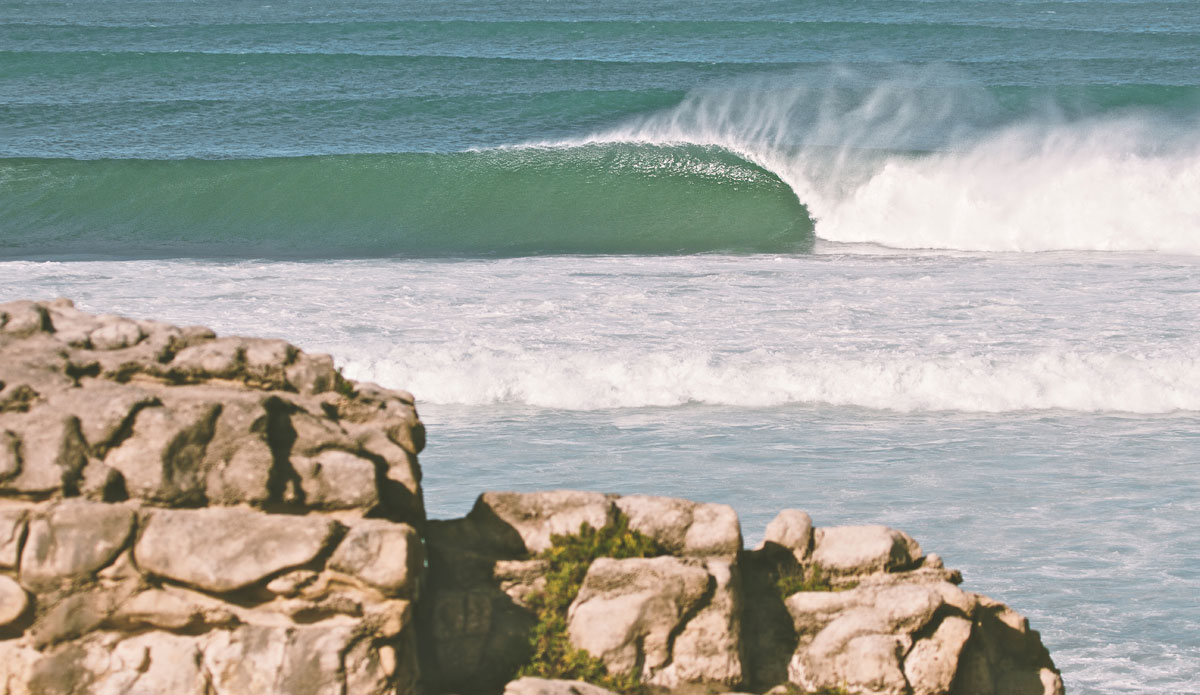 Steaming right-handers. Photo:<a href=\"http://instagram.com/cacaneves\">Camila Neves</a>