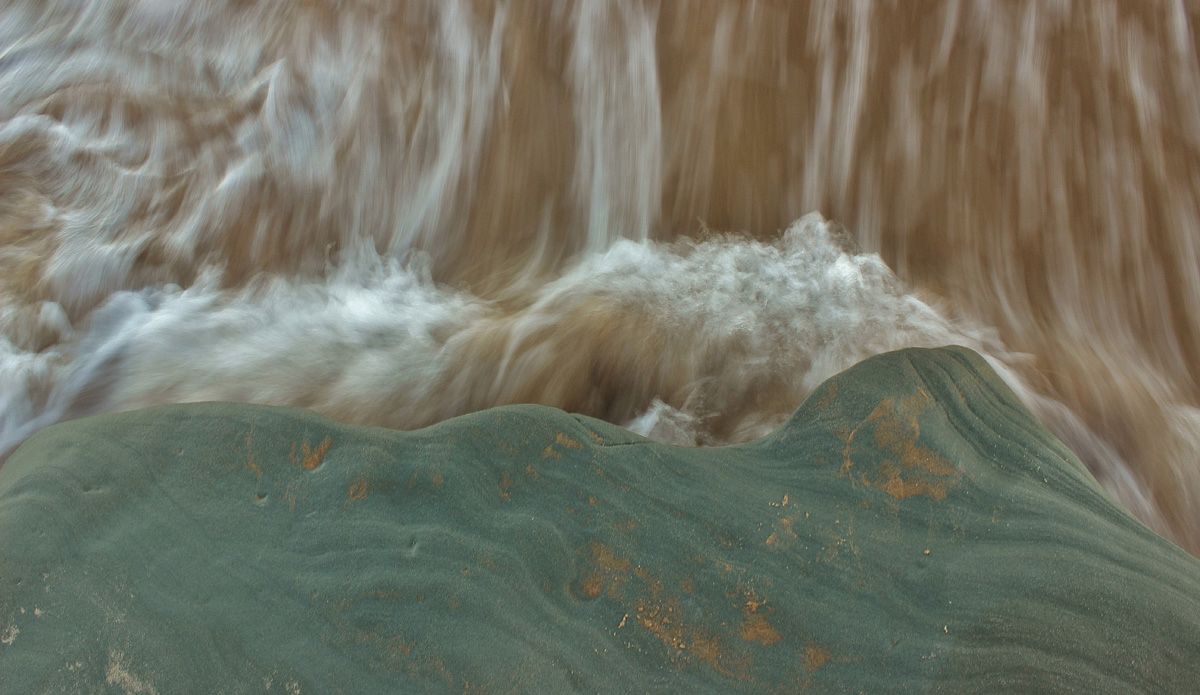 What goes up, must come down. Slowing down motions with a long exposure is a technique I use in most of my images. This particular image shows the movements of gushing water. Photo: <a href=\"http://rickycavarra.com\">Ricky Cavarra</a>