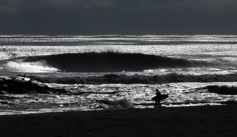 One thing we don’t have to worry about much in the winter in NJ is crowds. It takes some balls to suit up in a 5/4/3 and paddling out into over head barrels alone, but thats what we live for. Photo: <a href=\"http://www.rozbernsurf.com\":> Kevin Strickland</a>