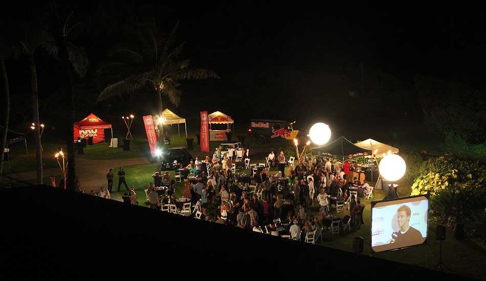 Surfer Poll from a Turtle Bay balcony.