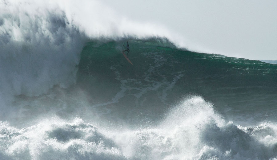 Nic Lamb going all in during the 2016 Nazare Surf Challenge. Hell raising drop. 12/20/16. Photographer: Jop Hermans