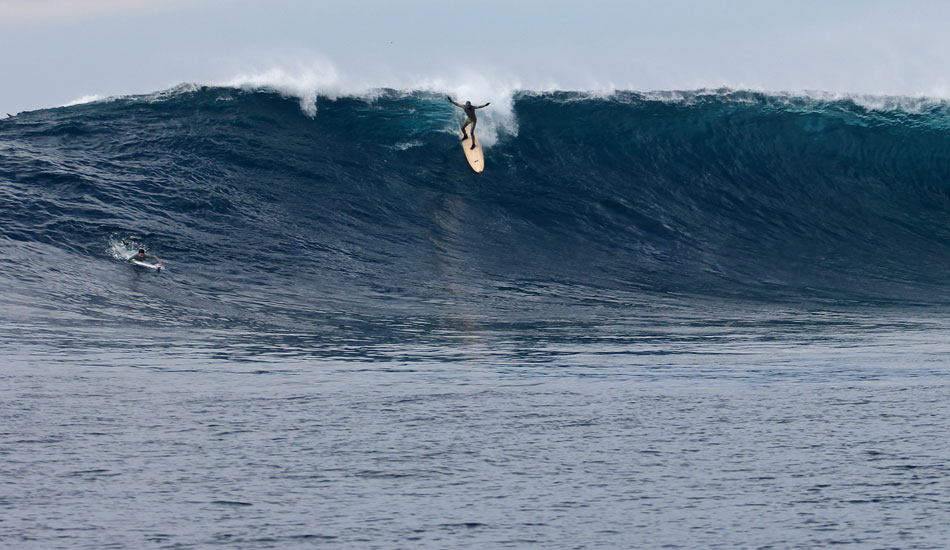 What a privilege and inspiration it was to spend time with these absolute Big Wave Legends and seeing them charging bombs like no one else. Here is Gary Linden taking off. Not his best wave of the day, but unfortunately, the only one I got clean. It happens! Photo: Claudia Boily