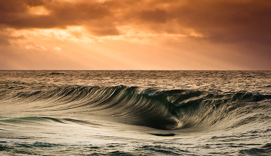 Hole in the Ocean. Photo: <a href=\"http://www.warrenkeelanphotography.com.au/\" target=_blank>Warren Keelan</a>.