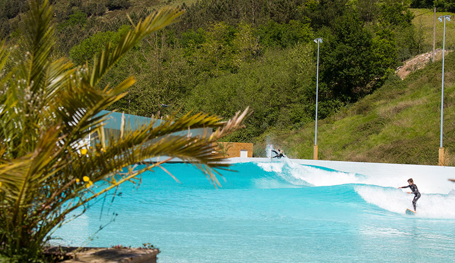 Any and all skills welcome. Photo: <a href=\"https://www.instagram.com/pacotwo/?hl=en\"> Pacotwo</a>/<a href=\"http://wavegarden.com/\"> Wavegarden</a>