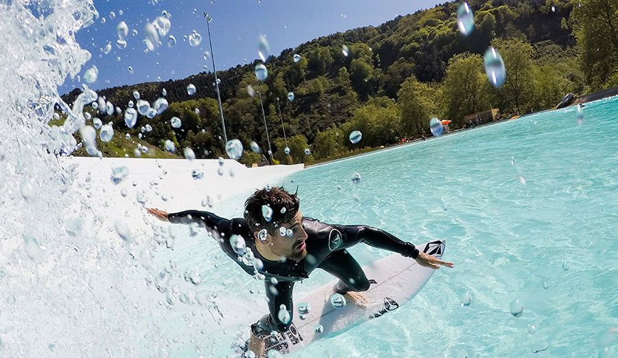 Gony Zubizarreta. Photo: <a href=\"https://www.instagram.com/pacotwo/?hl=en\"> Pacotwo</a>/<a href=\"http://wavegarden.com/\"> Wavegarden</a>