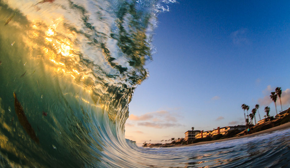 Mood Lighting. One thing about flash wave photography is you have to have your timing DOWN! Photo: <a href=\"http://surfingeye.com/\">Ronald Hons</a>