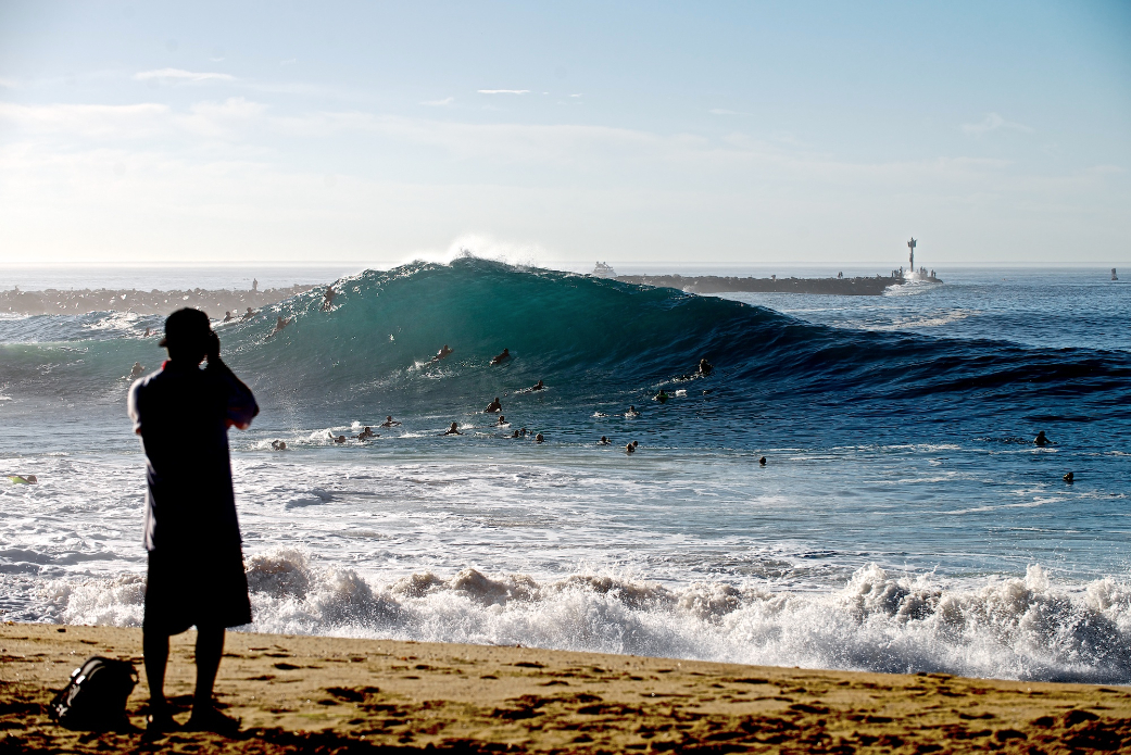 As classic as a lineup shot as you\'ll get at Wedge. Photo: Benjamin Ginsberg / Driftwood Photography Studios