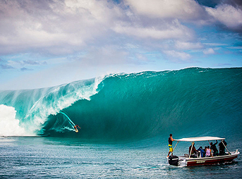 5 Great Holiday Surf Destinations | The Inertia