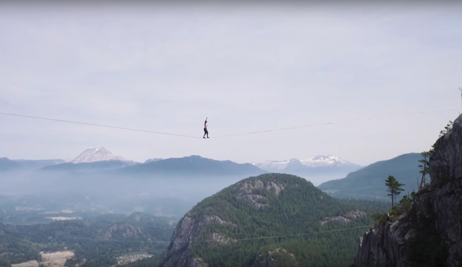 Dude Nearly Loses It All While Free Solo Slacklining at 290 Meters ...