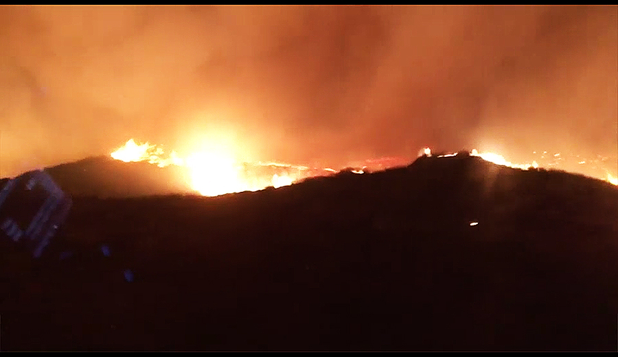 A Fast Moving Brush Fire has Scorched More than 1,200 Acres in Ventura ...