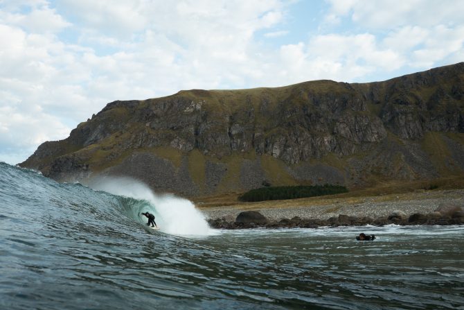 Tubing wave in Lofoten, Unstad.