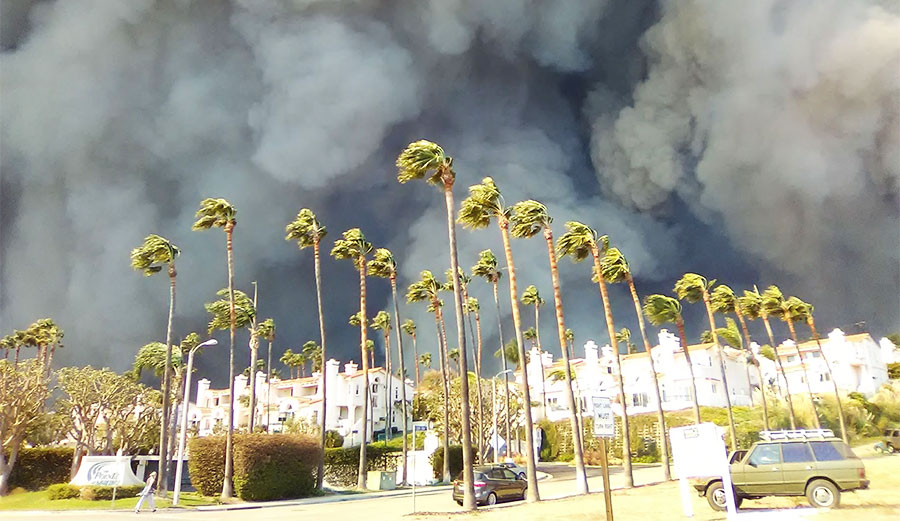 California wildfires spread by wind