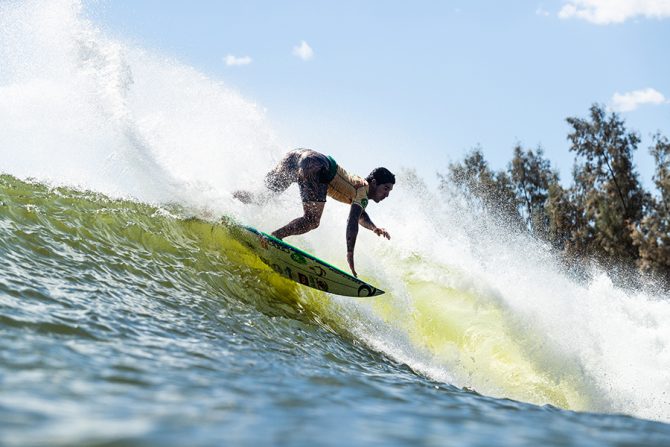 Gabriel Medina, Lakey Peterson Win 2019 Freshwater Pro