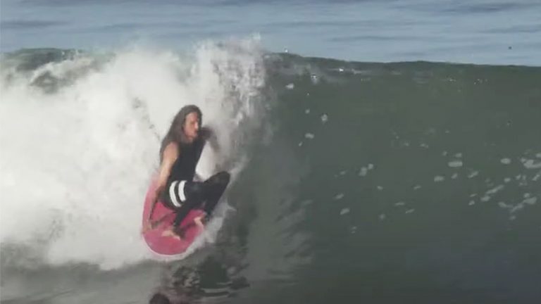 Rob Machado surfing