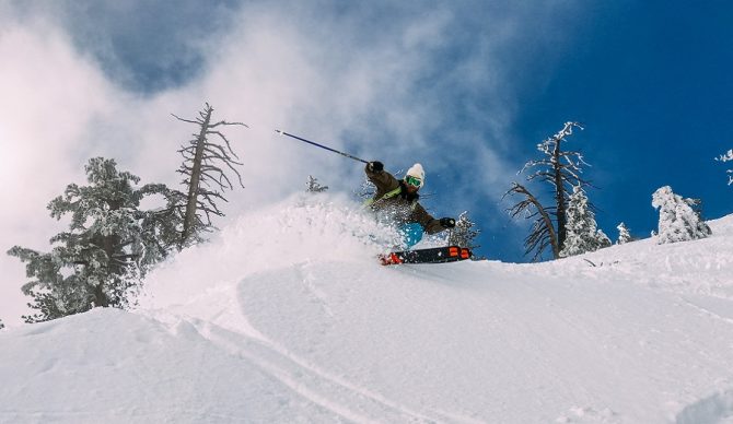 powder skiing robson hatsukami unsplash