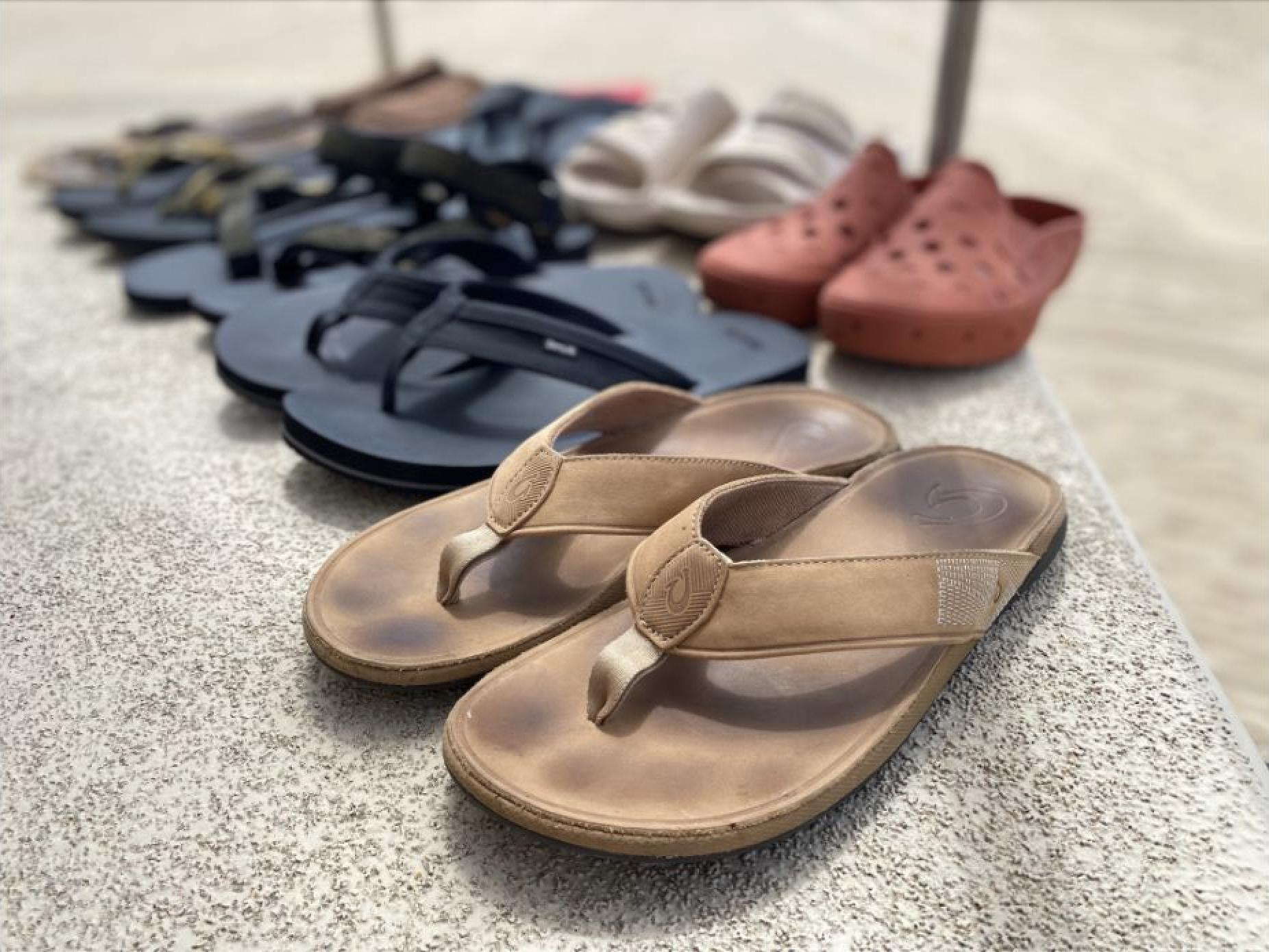 Luxury Brand Mens Women Slippers Fashion Beach Sandals Leather Casual  Designer Shoes for Men Slides Original Flip-flops Summer