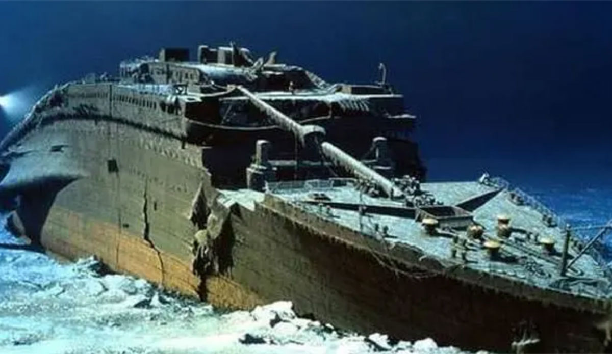 A Tourist Sub Exploring the Titanic Vanished Without a Trace