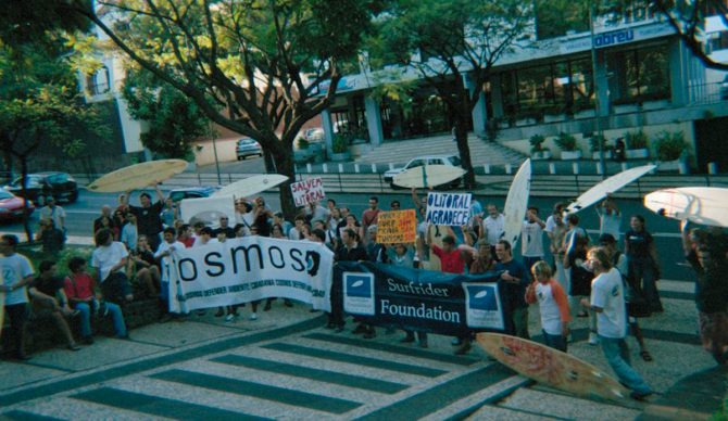 Surfers' rally to protest in Funchal