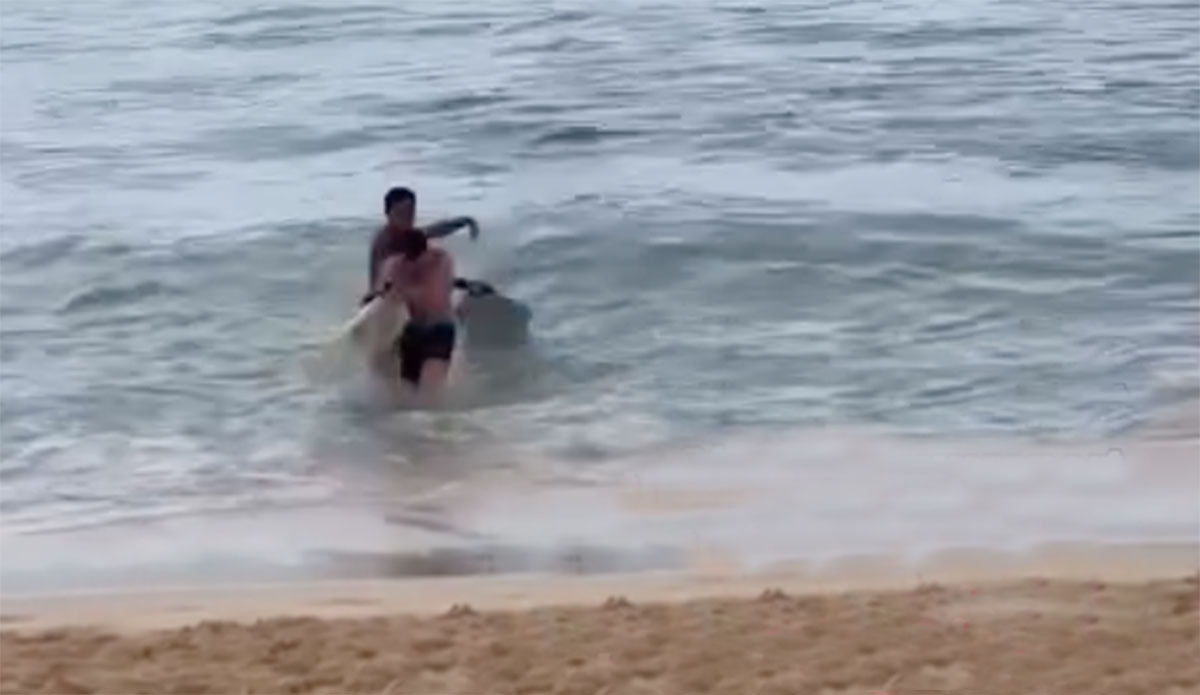 Tourist Catches a Slap In Hawaii: Is Violence In Surf Lineups Ever Warranted?