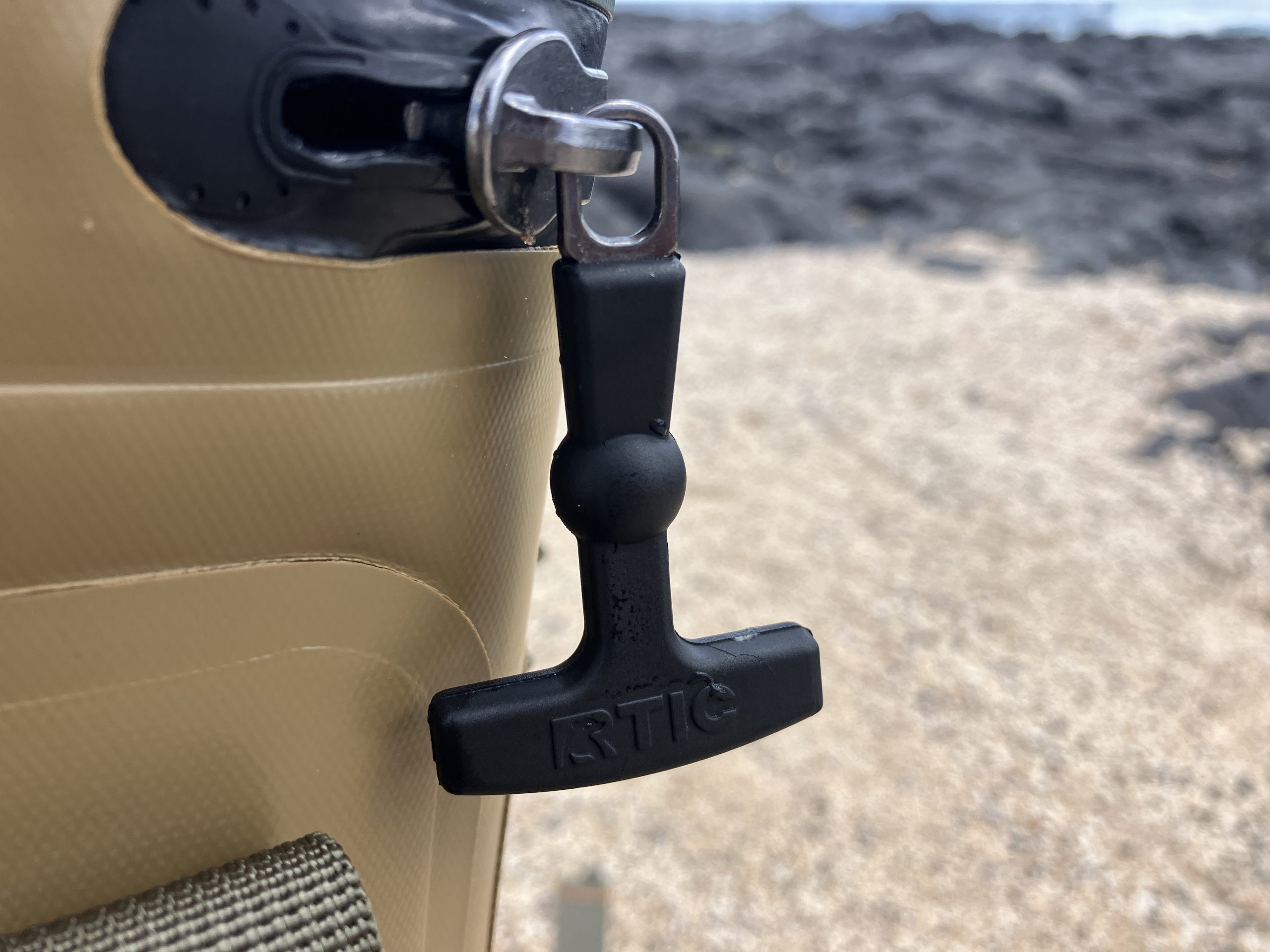 the zipper on the RTIC Backpack Cooler