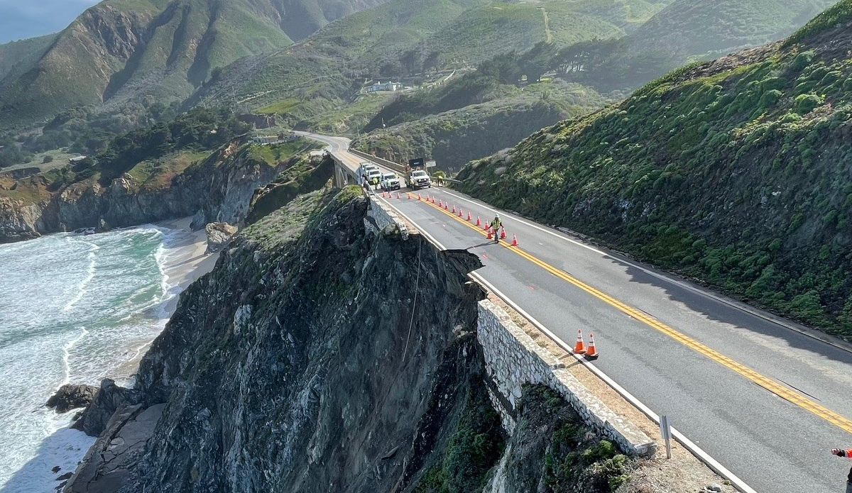 A portion of Highway 1 collapsed in Big Sur. Photo: Caltrans District 5 // Twitter