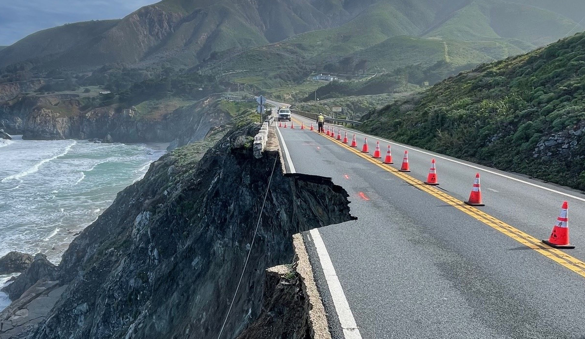 Another angle of the Highway 1 collapse. Photo: Caltrans District 5 // Twitter