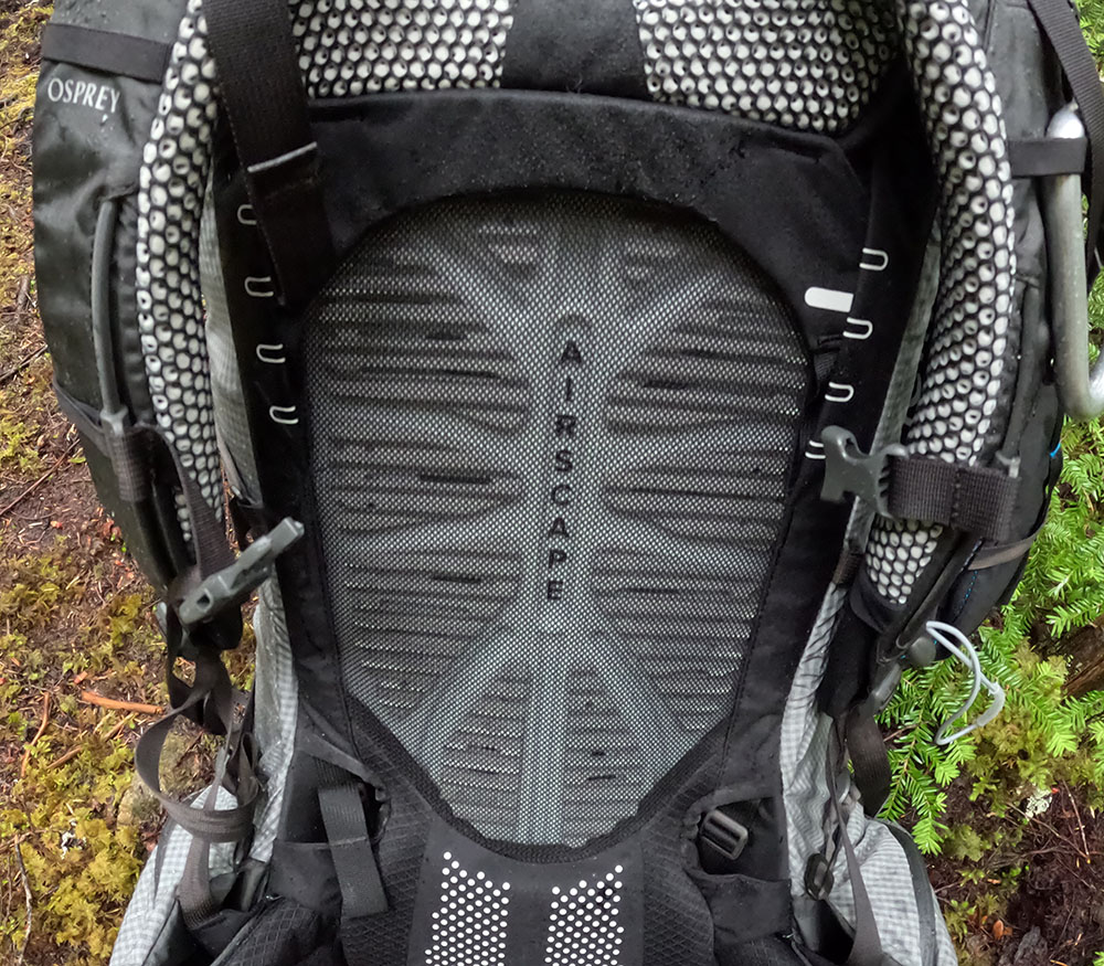 a look at the airscape back ventilation on the osprey aether pro backpack