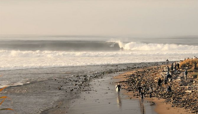 Rincon surfing